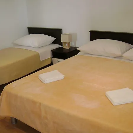 Apartment M Seget Vranjica Zimmer foto